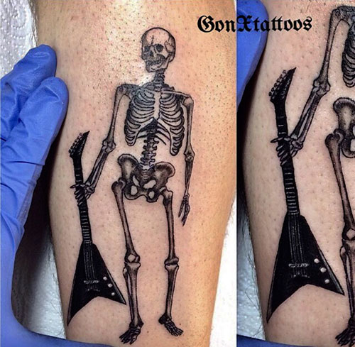 Skelett mit E-Gitarre Tattoo